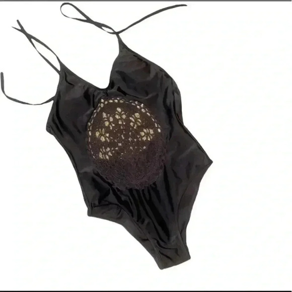 SWIMSUIT- BEAUTIFUL - Picture 1 of 2